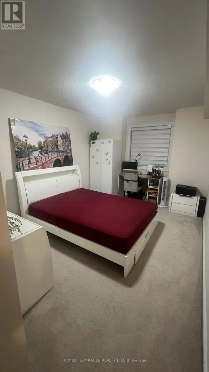 33 - 181 PARKTREE DRIVE