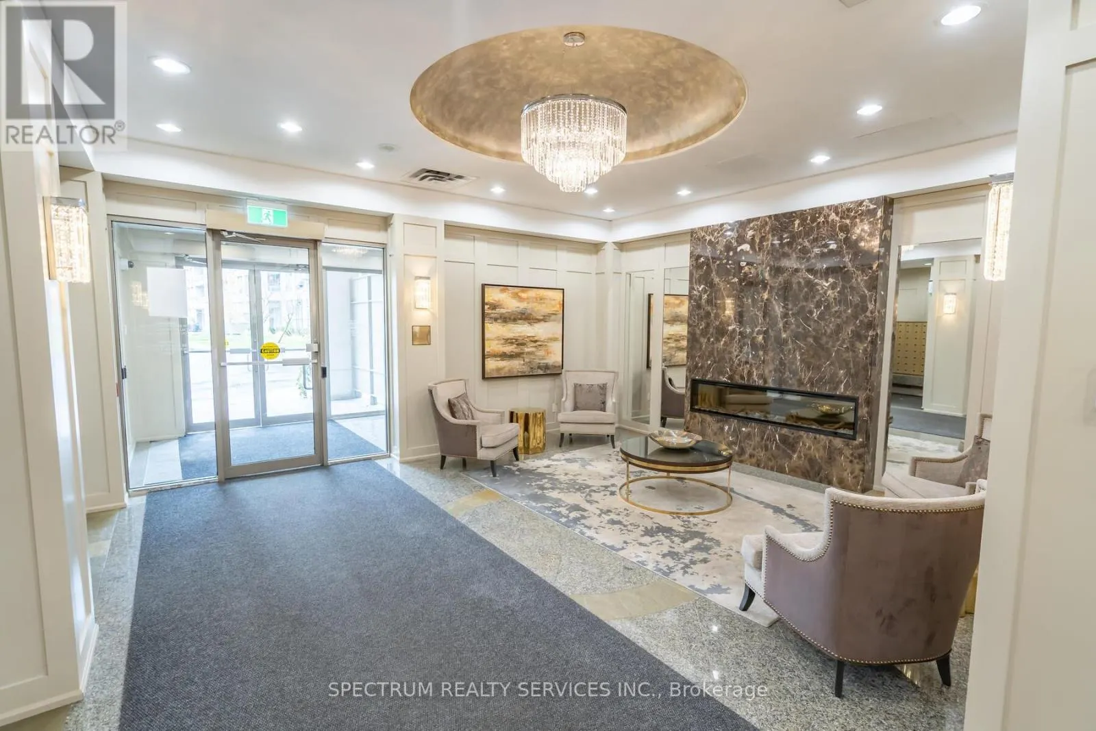 1016 - 9 NORTHERN HEIGHTS DRIVE