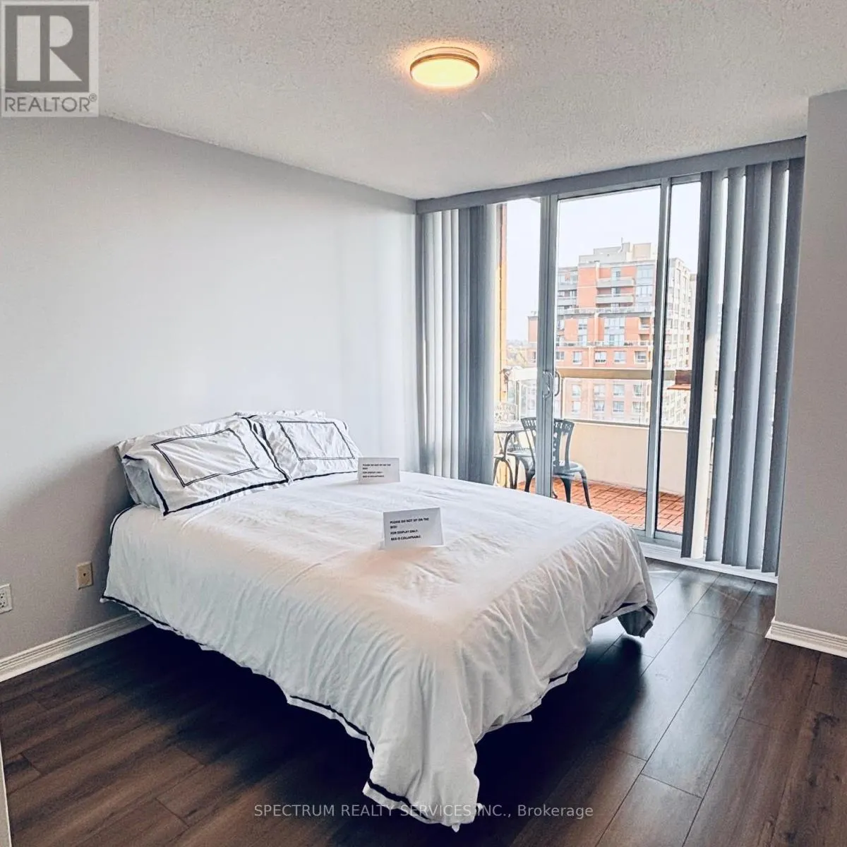 1016 - 9 NORTHERN HEIGHTS DRIVE