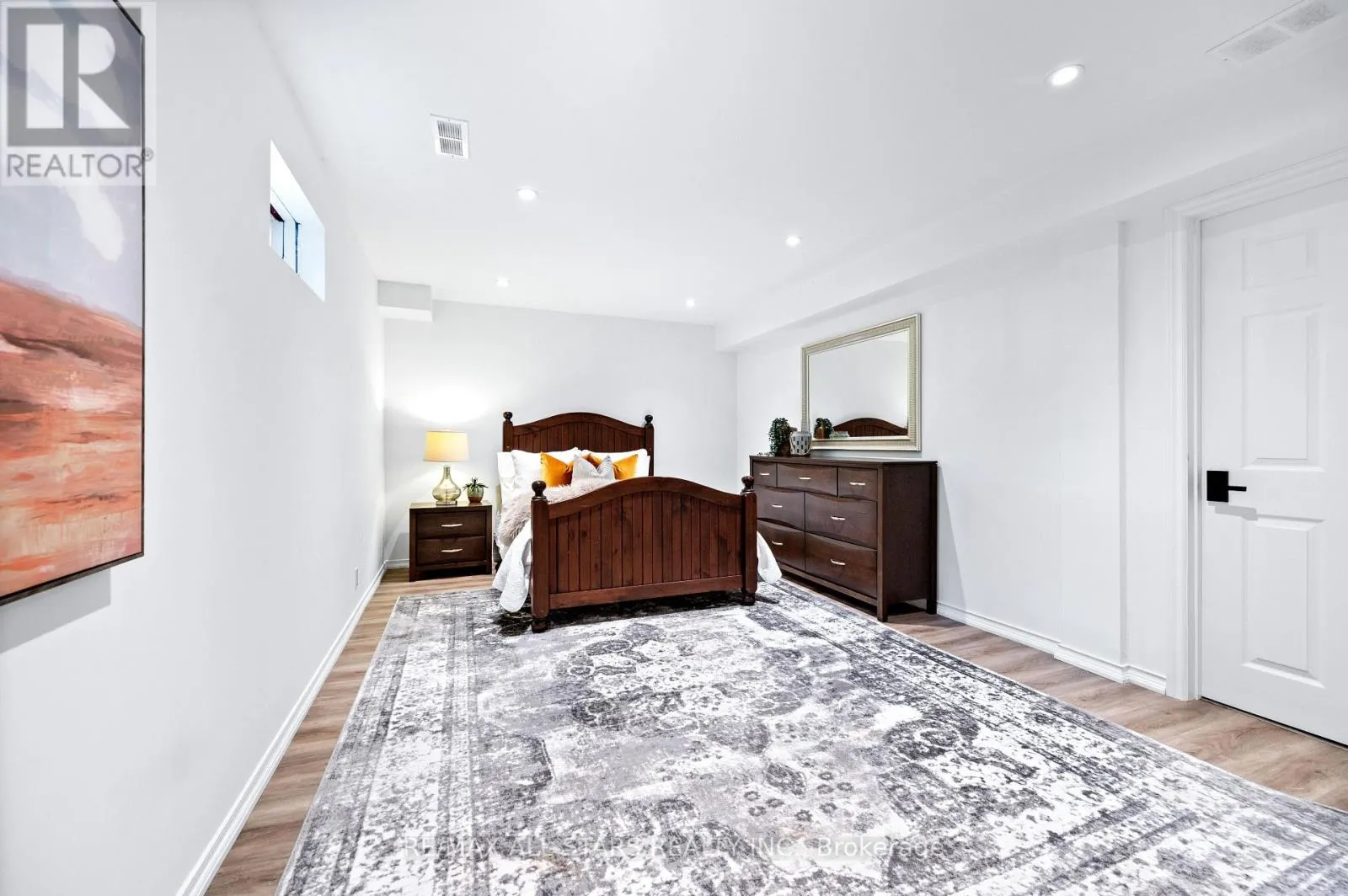 45 ROSEMEAD CLOSE