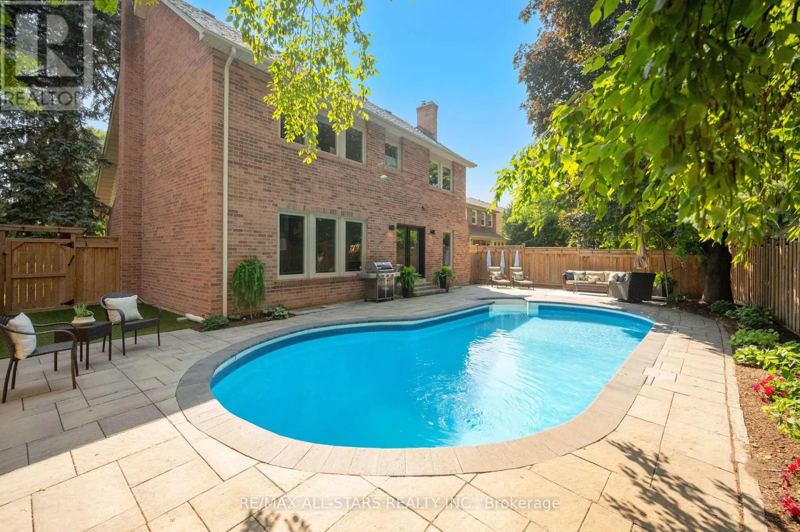 45 ROSEMEAD CLOSE