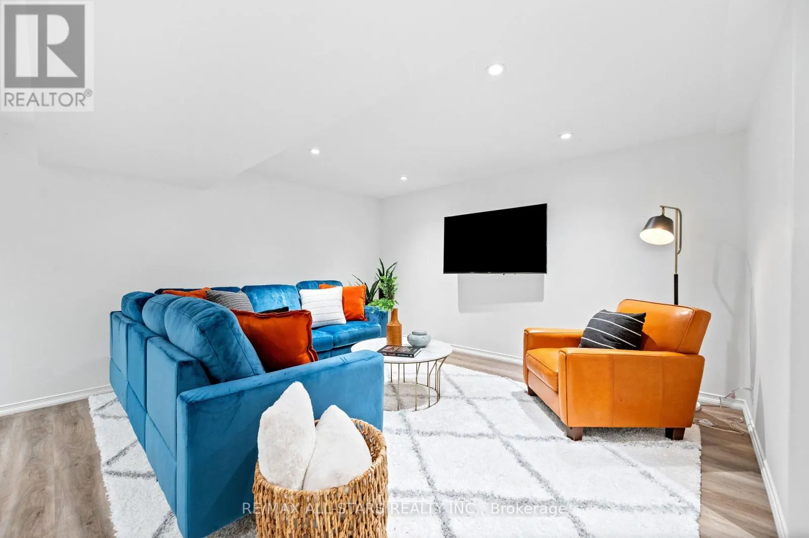 45 ROSEMEAD CLOSE