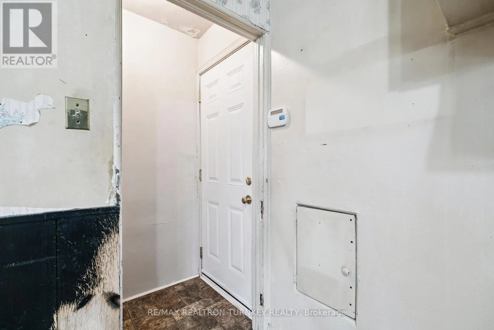81 RYE CRESCENT