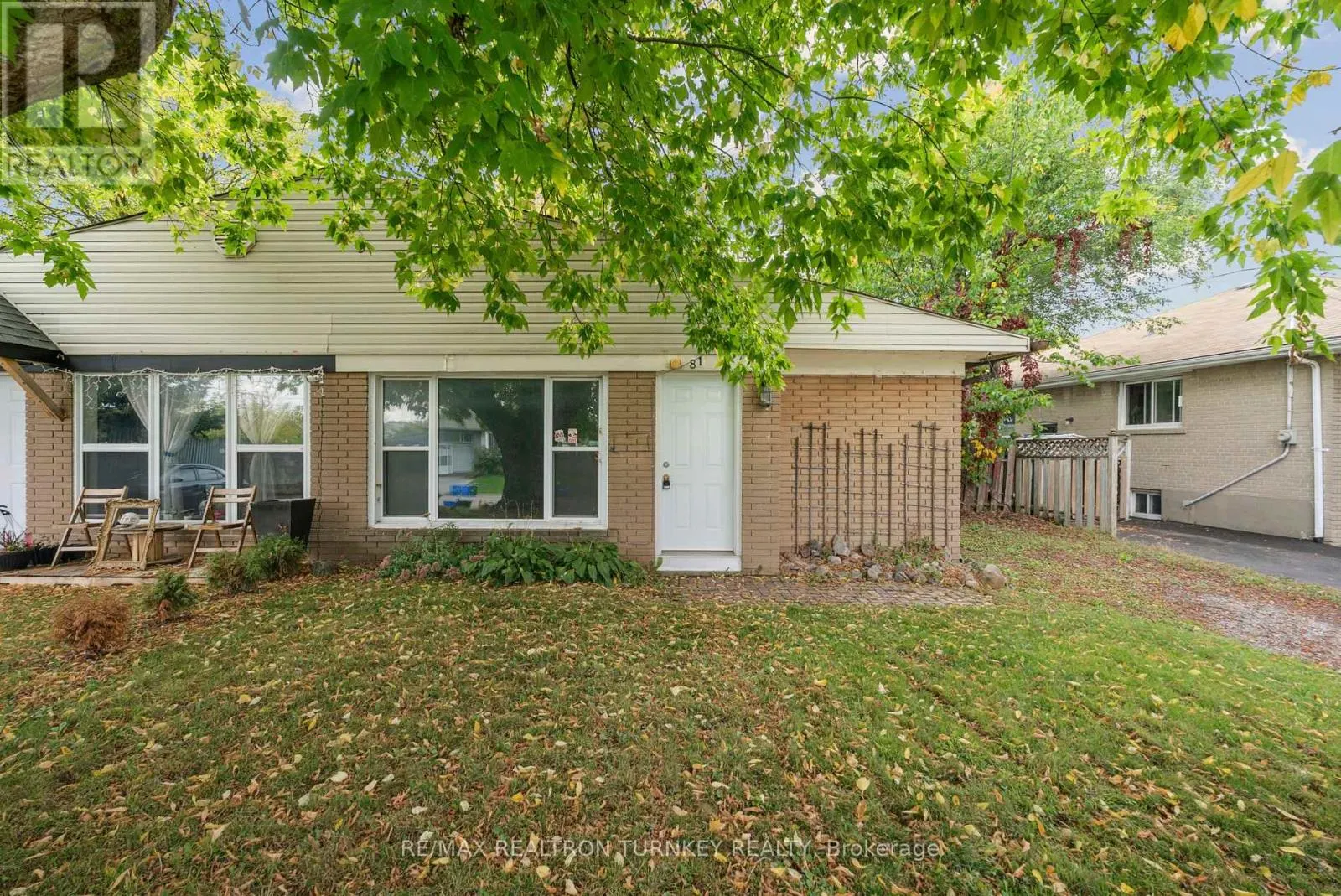 81 RYE CRESCENT
