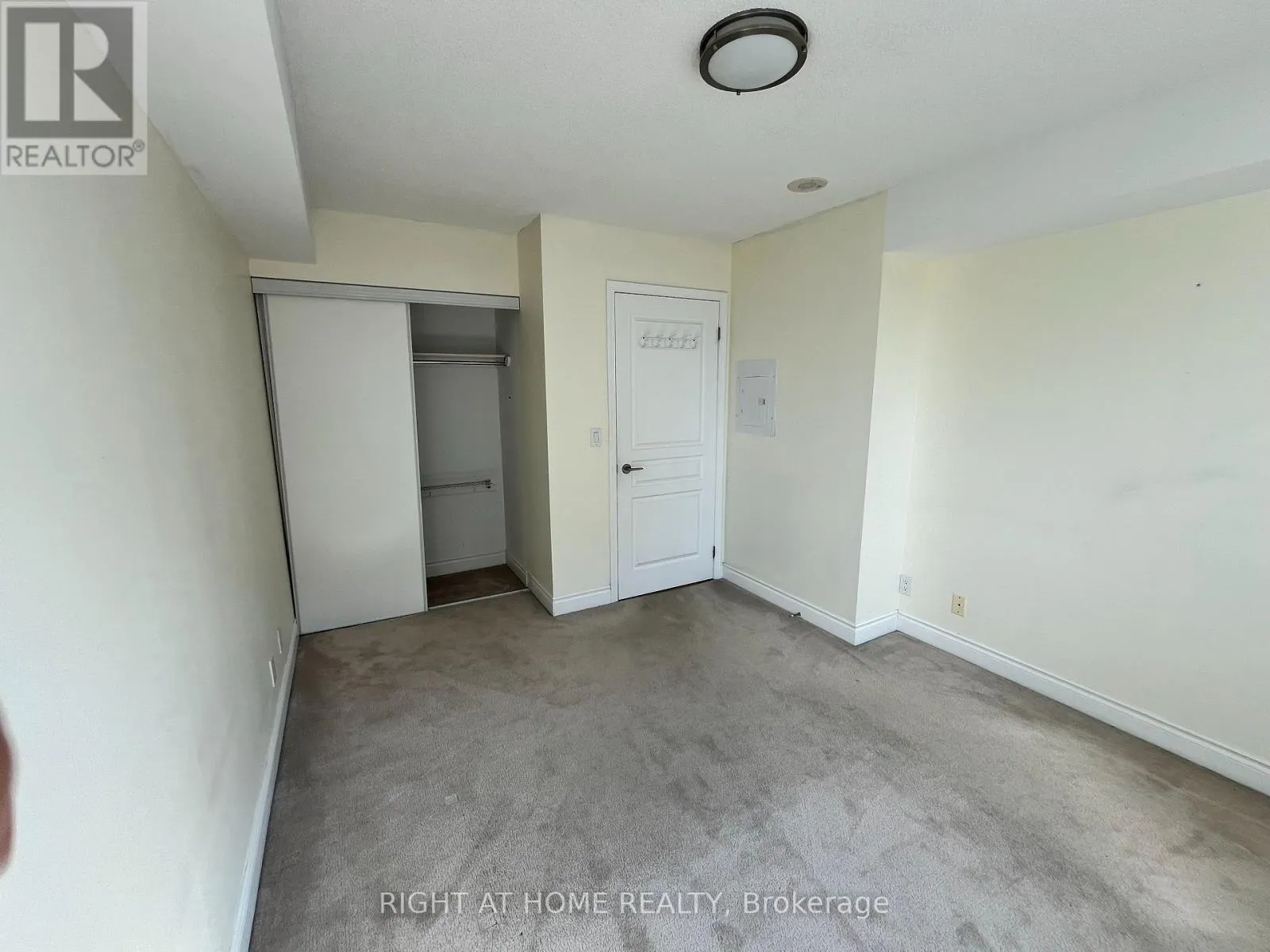1110 - 55 SOUTH TOWN CENTRE BOULEVARD S