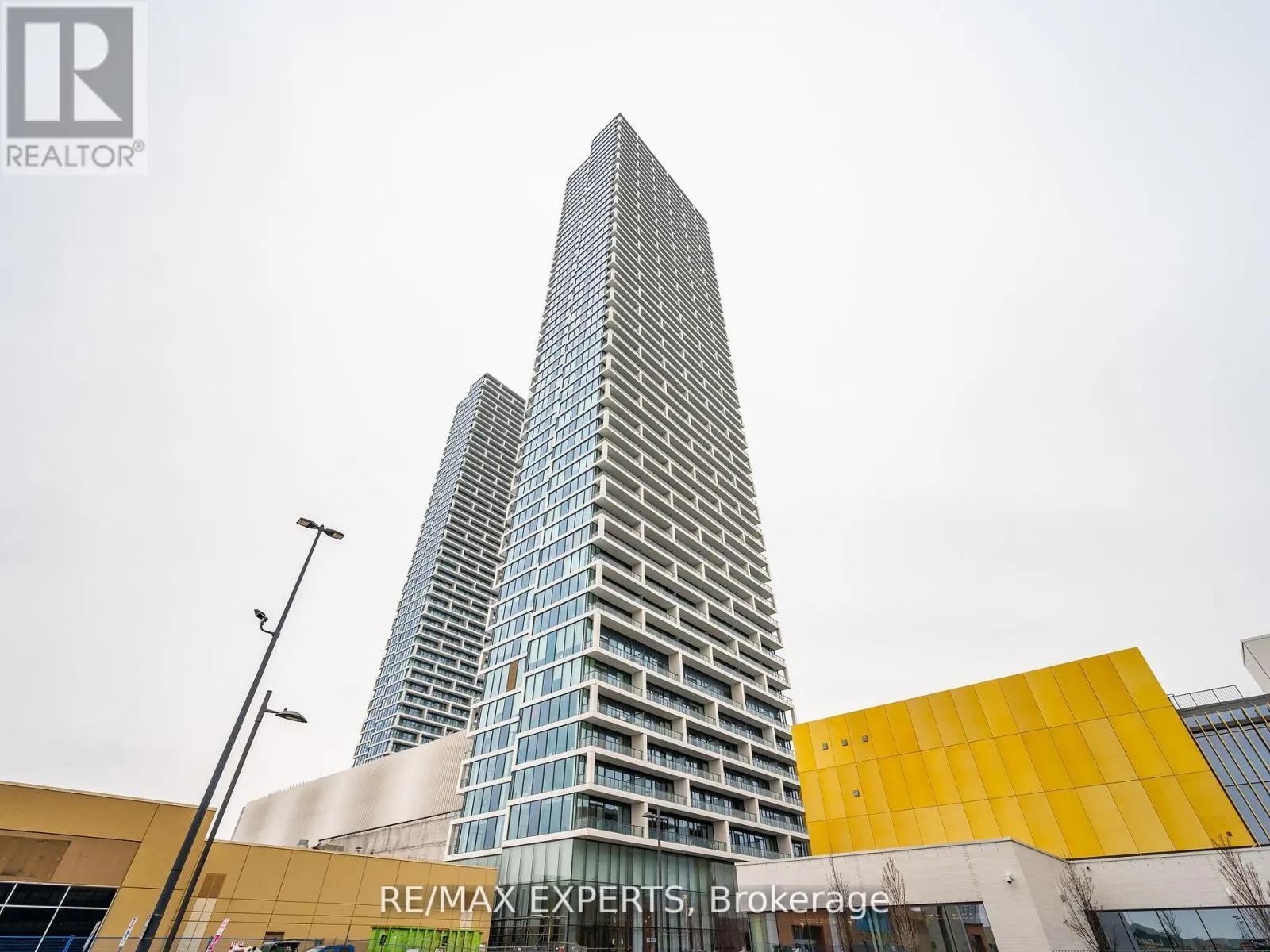 3505 - 5 BUTTERMILL AVENUE