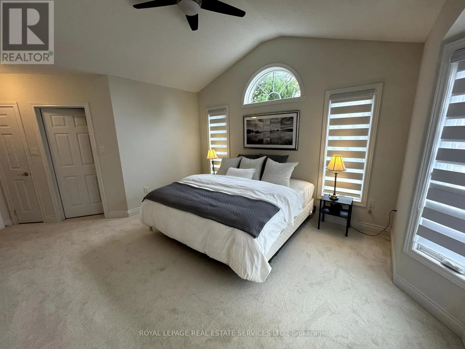 62 RENAISSANCE POINT