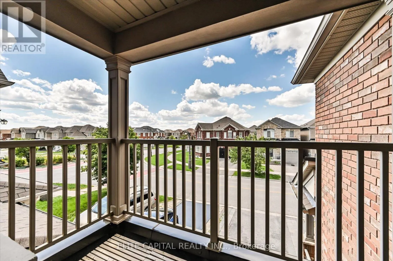 7 SALIX AVENUE