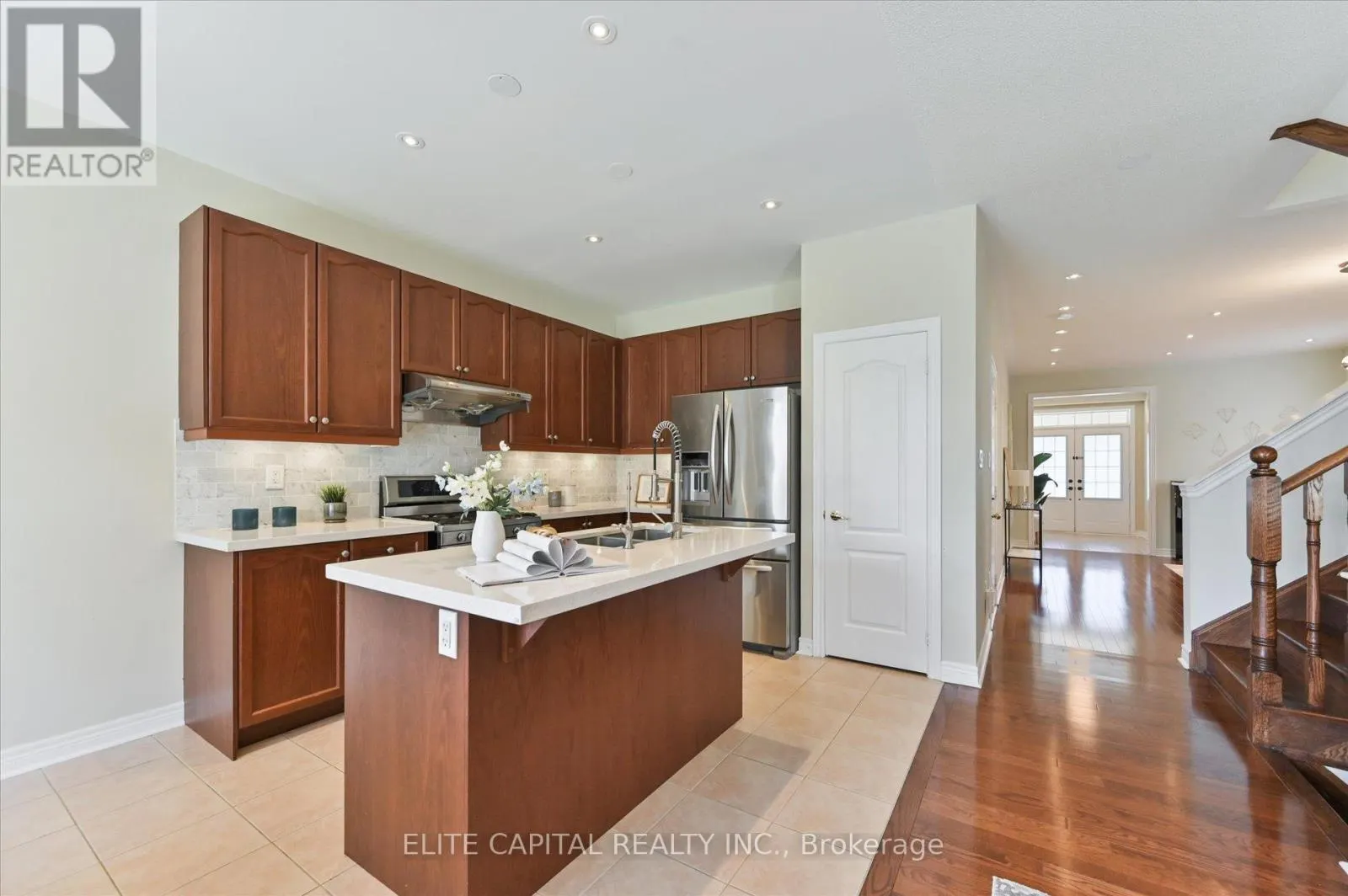 7 SALIX AVENUE