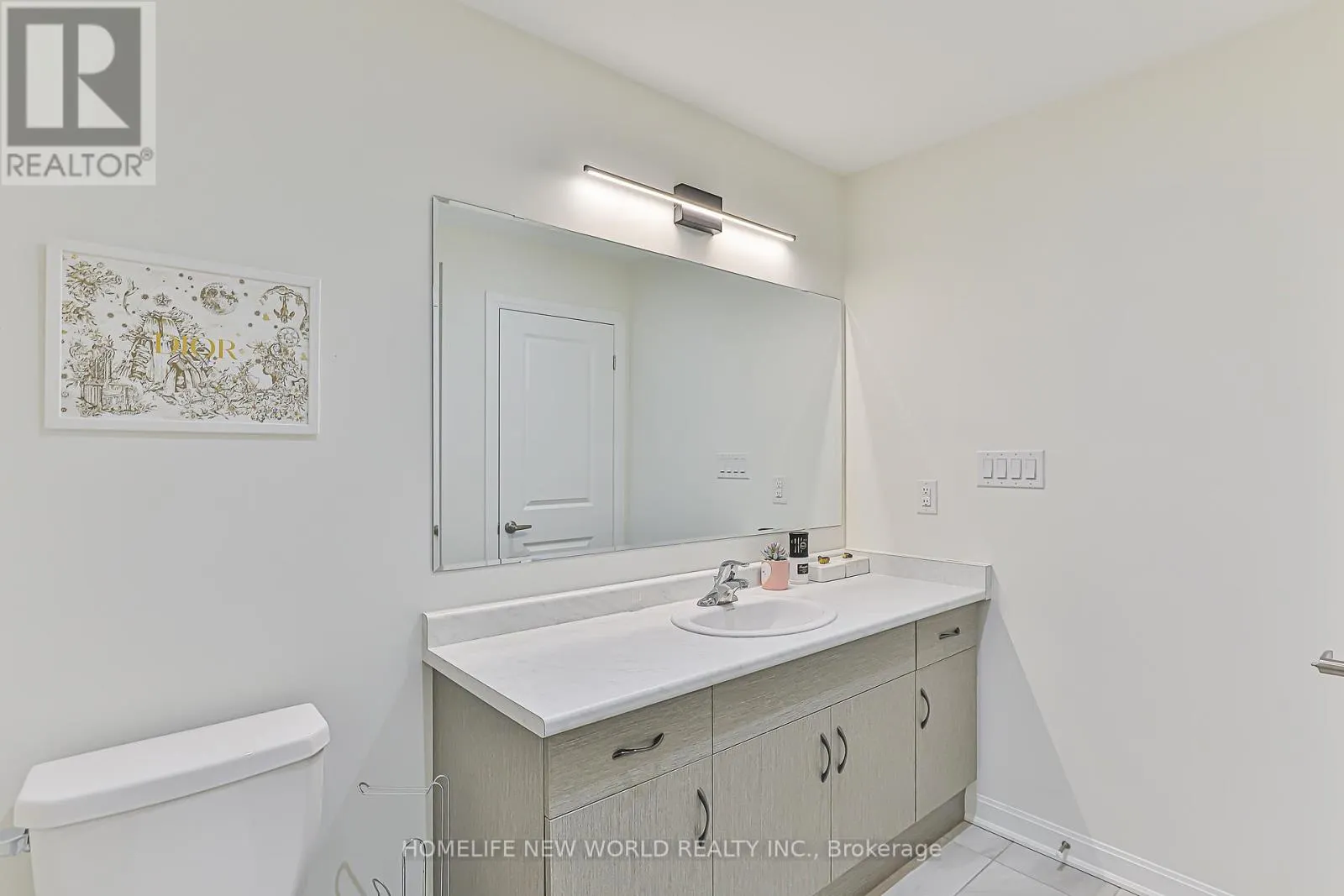 85 CASELY AVENUE