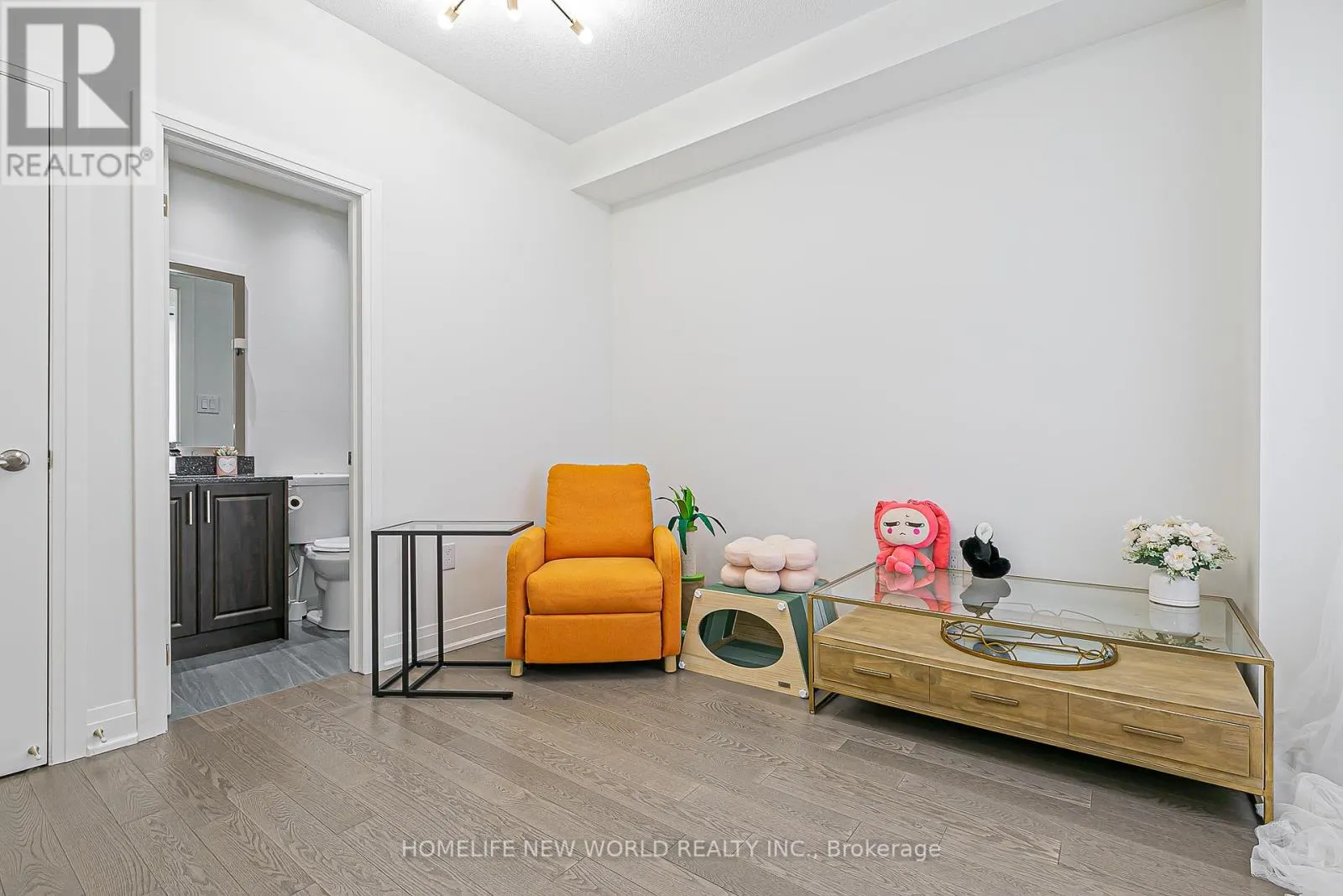 85 CASELY AVENUE