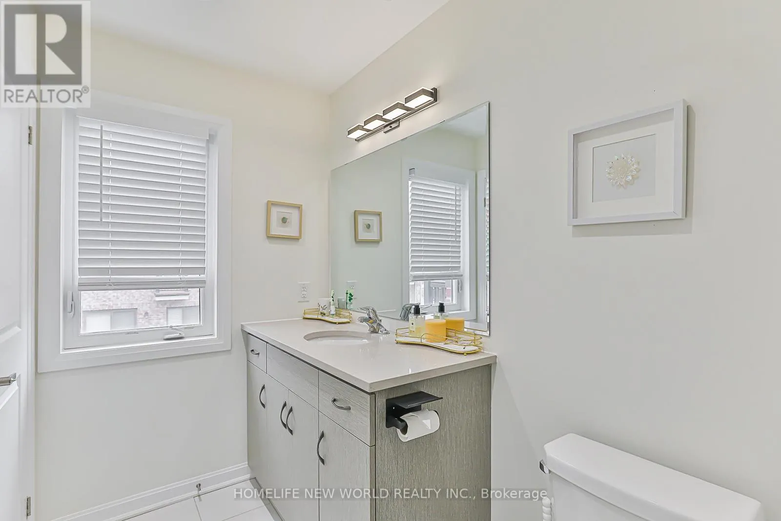 85 CASELY AVENUE