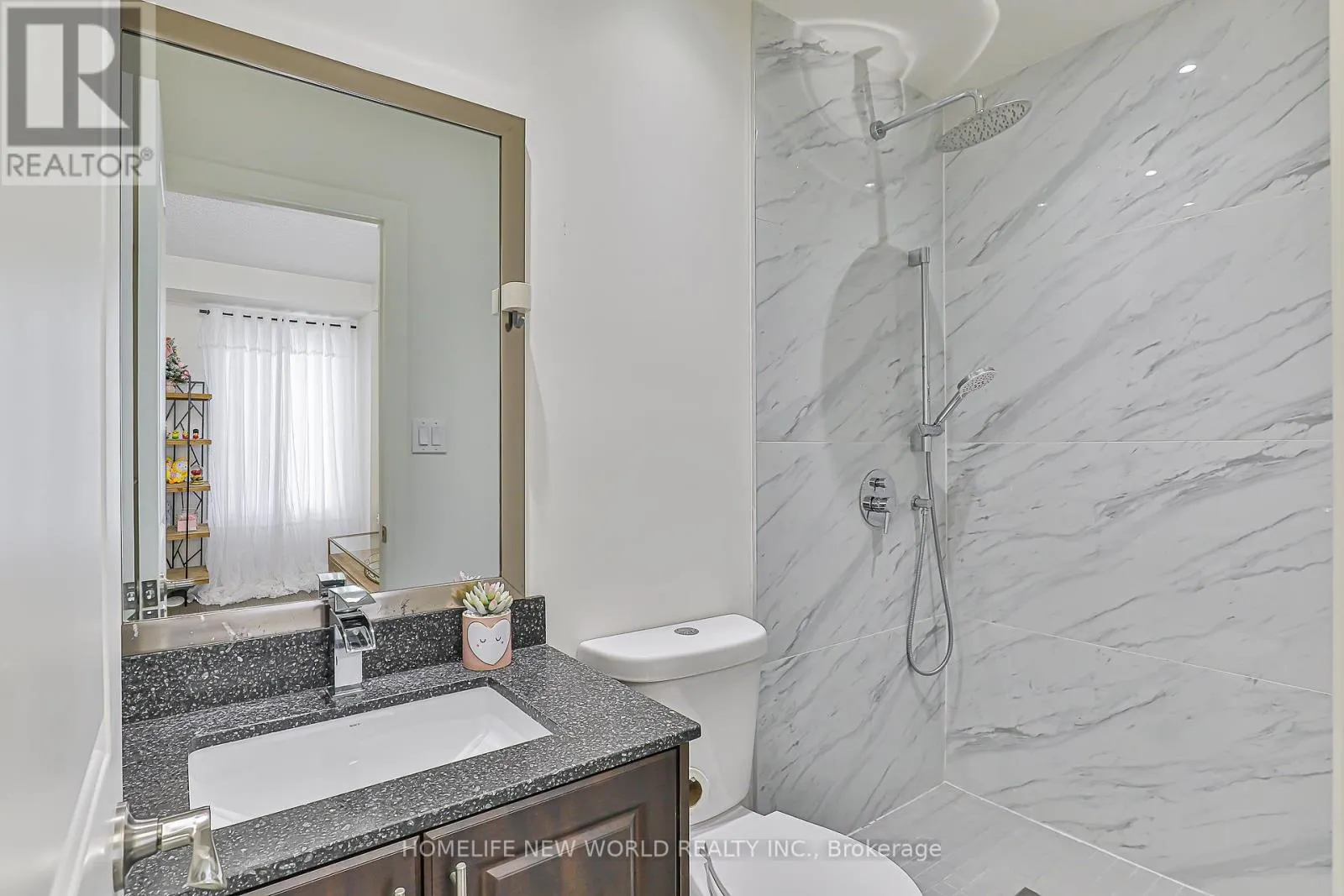 85 CASELY AVENUE