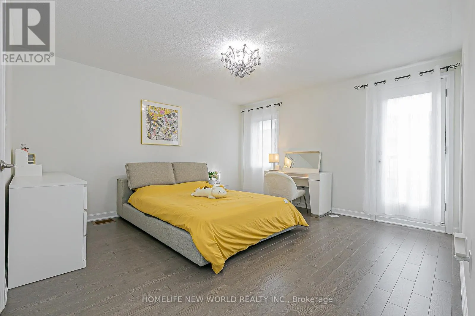 85 CASELY AVENUE