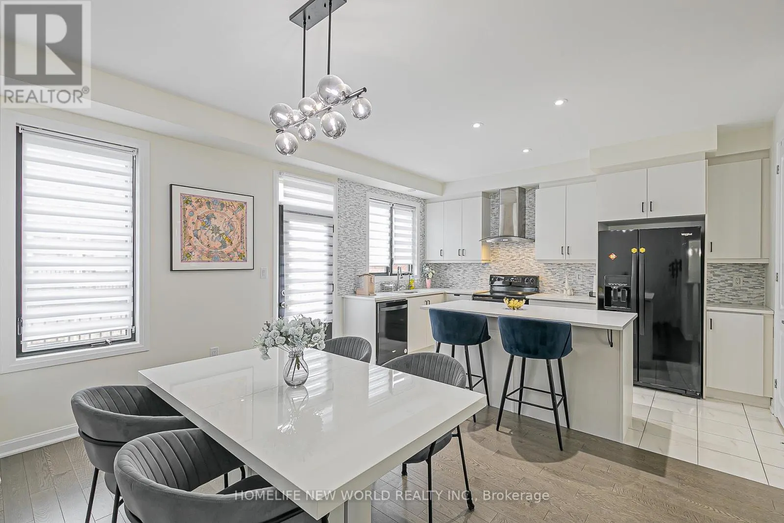 85 CASELY AVENUE
