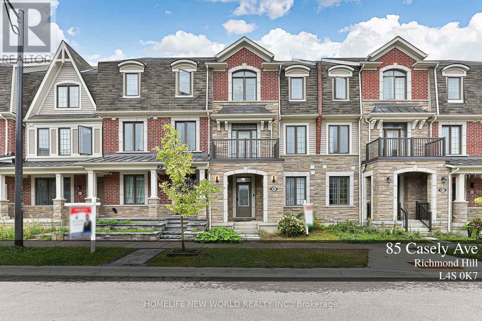 85 CASELY AVENUE