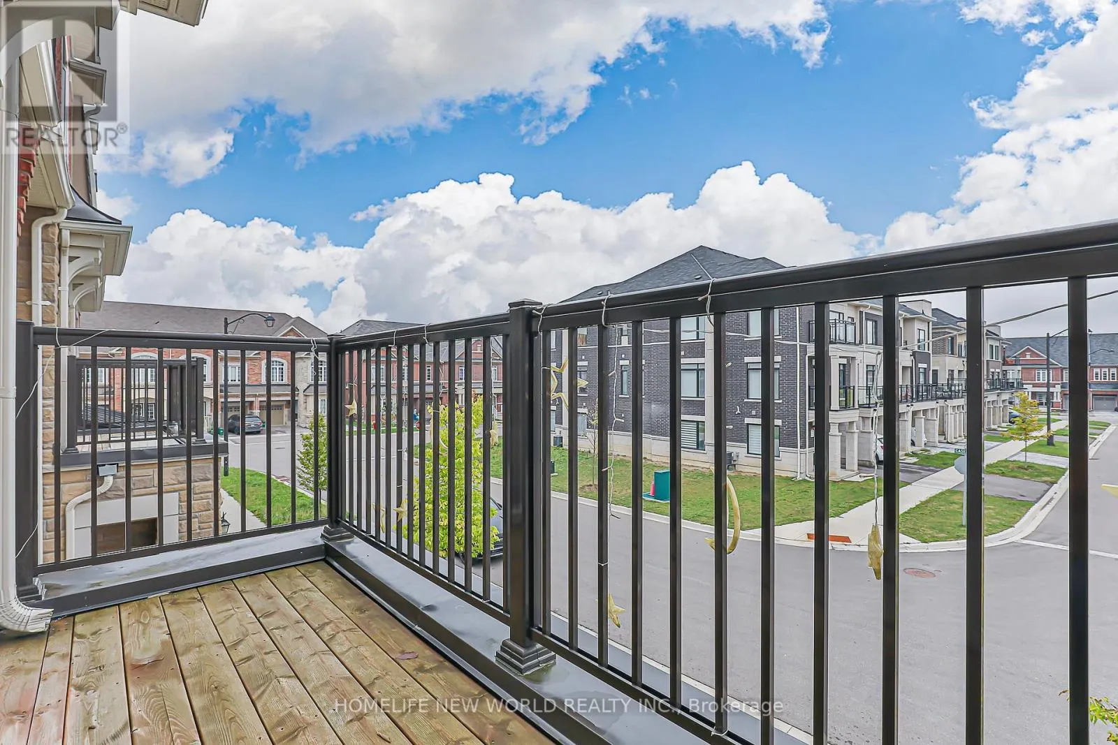 85 CASELY AVENUE