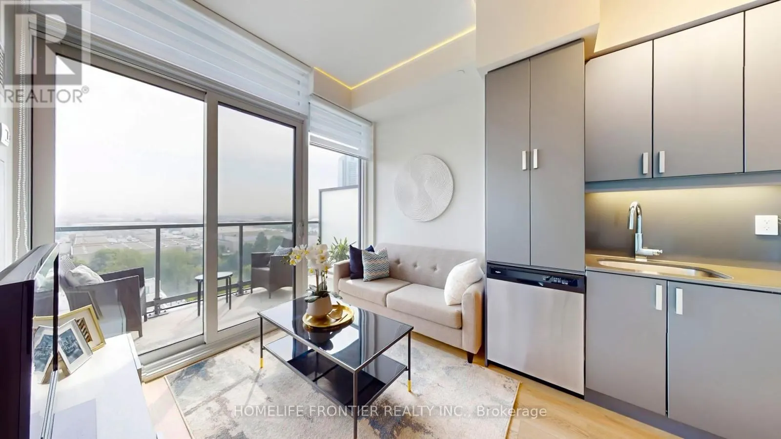 1001 - 7895 JANE STREET