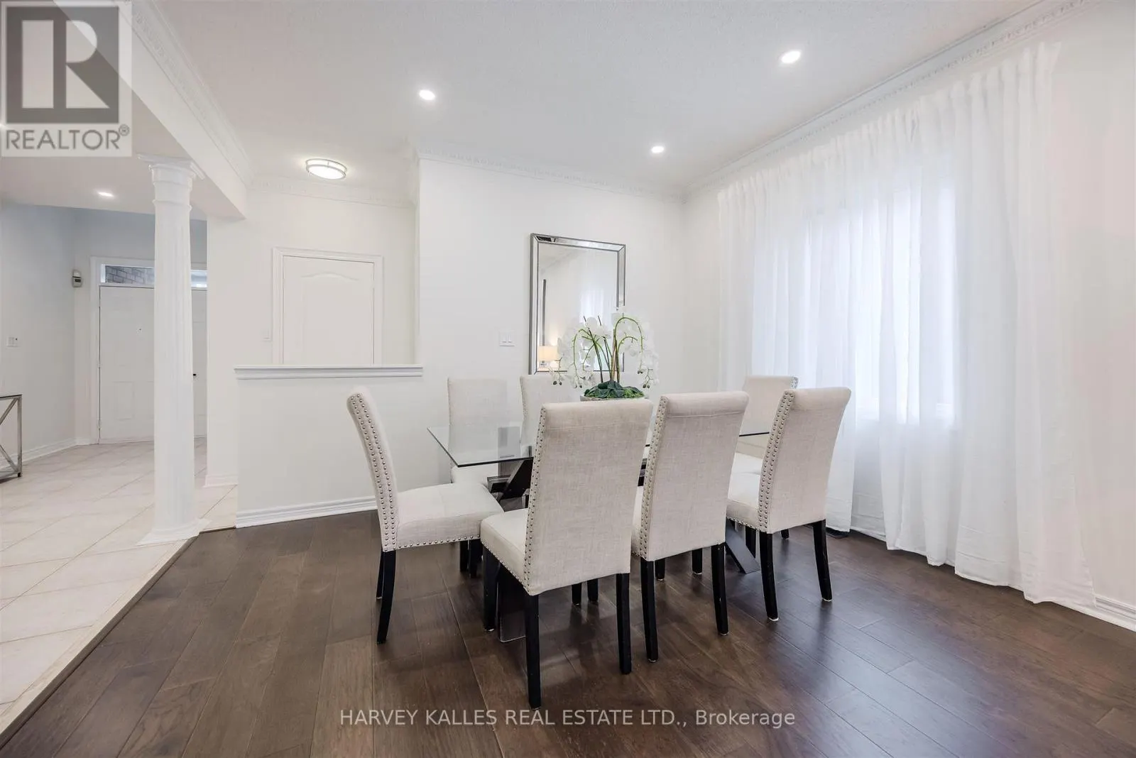 94 SUTCLIFFE CRESCENT