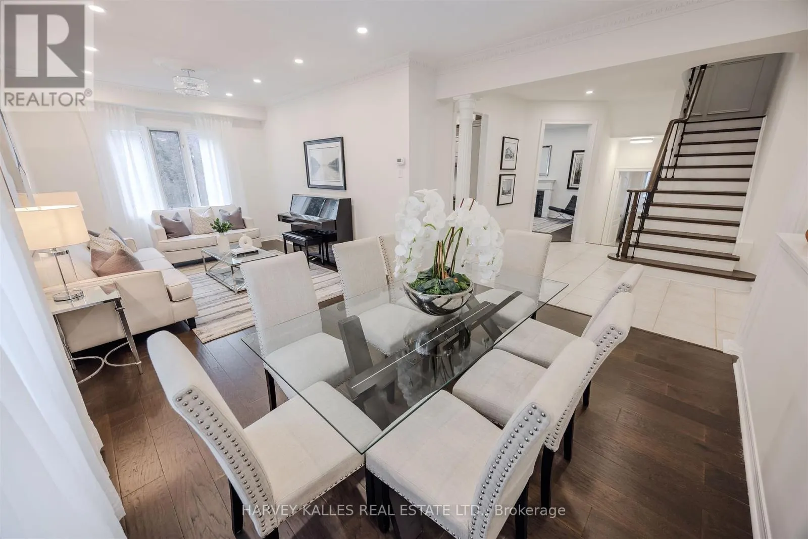 94 SUTCLIFFE CRESCENT