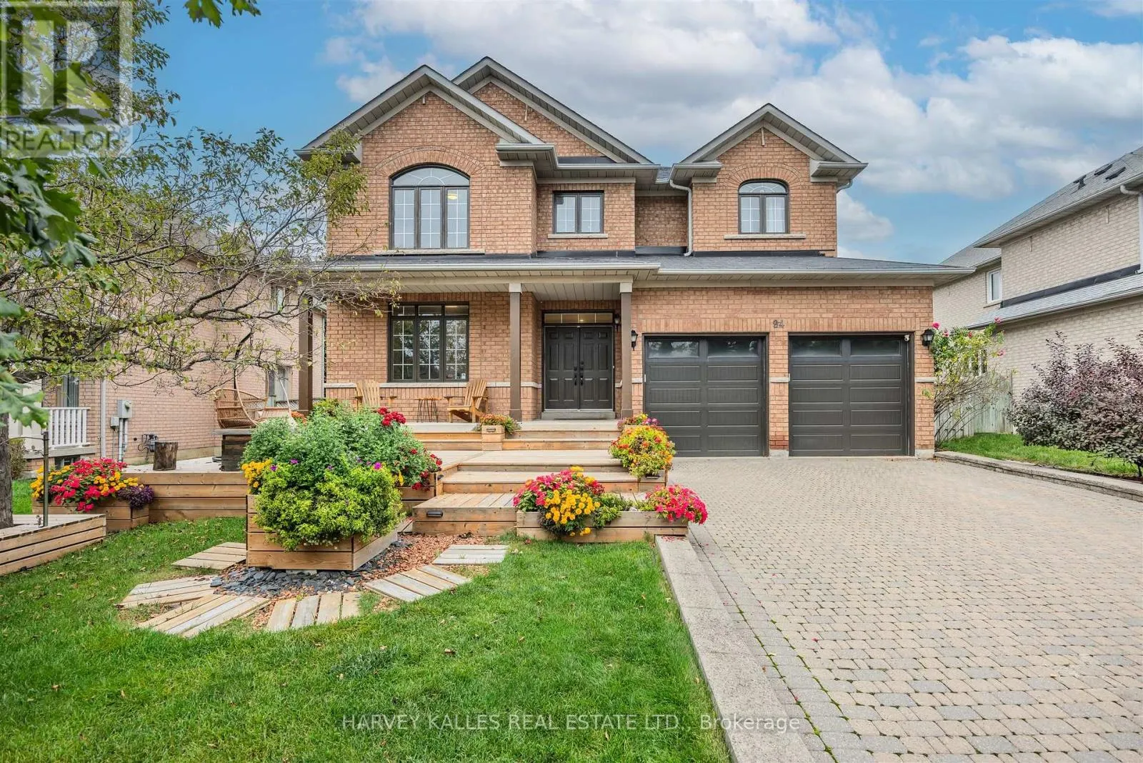 94 SUTCLIFFE CRESCENT