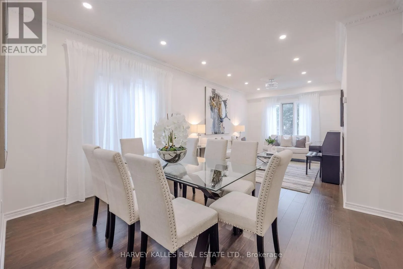 94 SUTCLIFFE CRESCENT