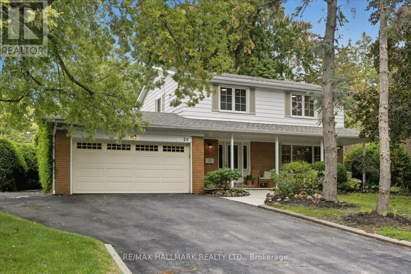 28 CHRISTMAN COURT