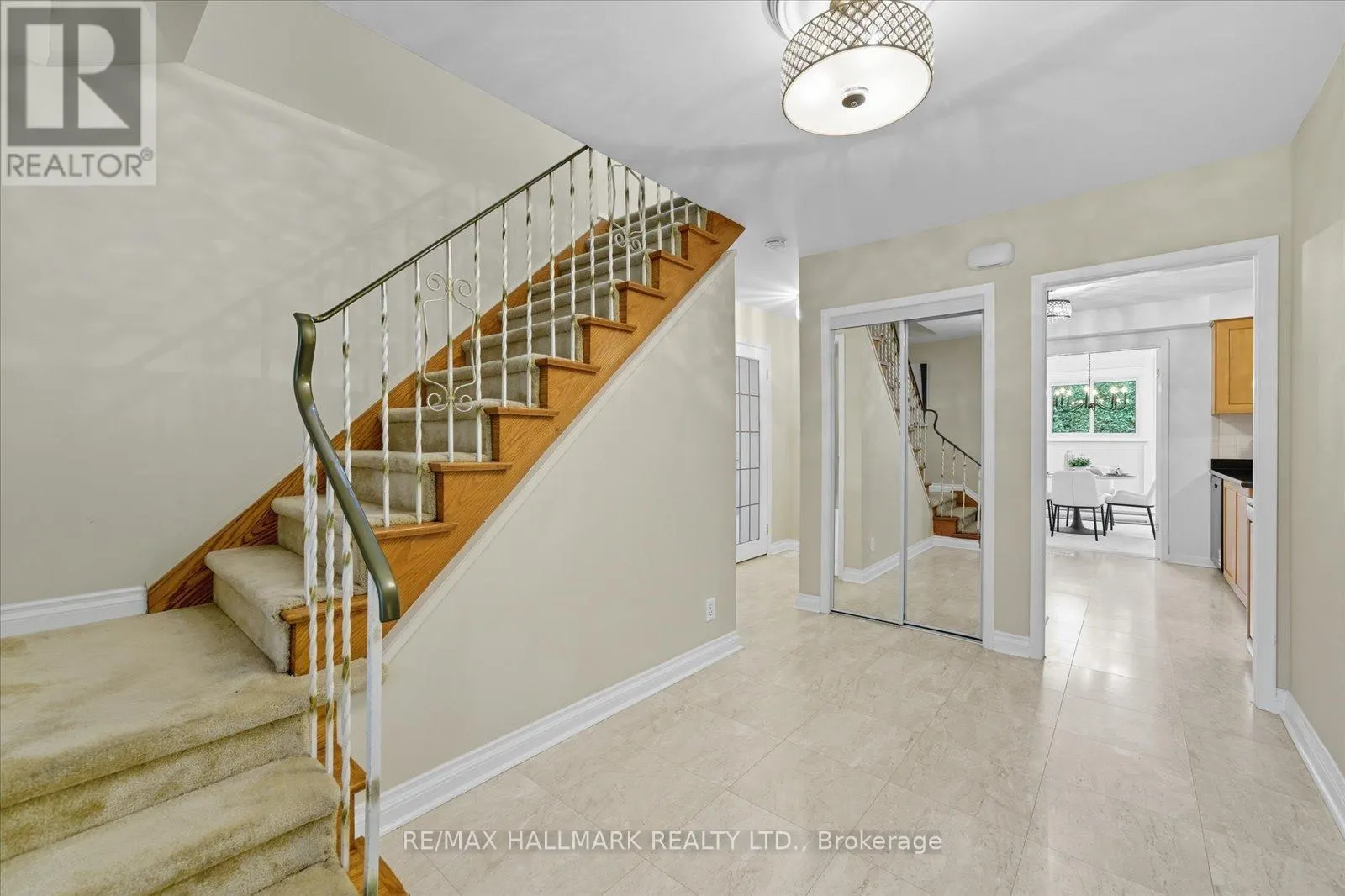 28 CHRISTMAN COURT