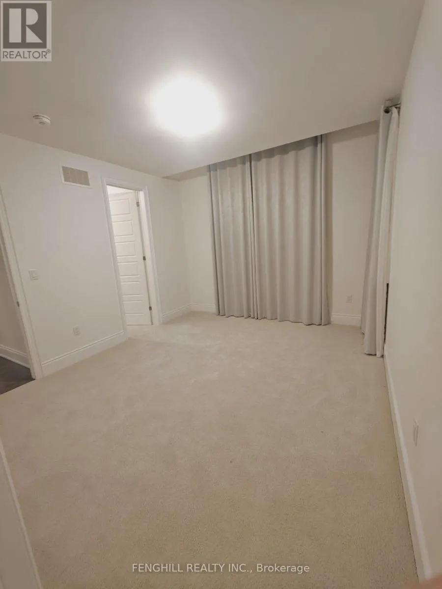 10 ELMERS LANE