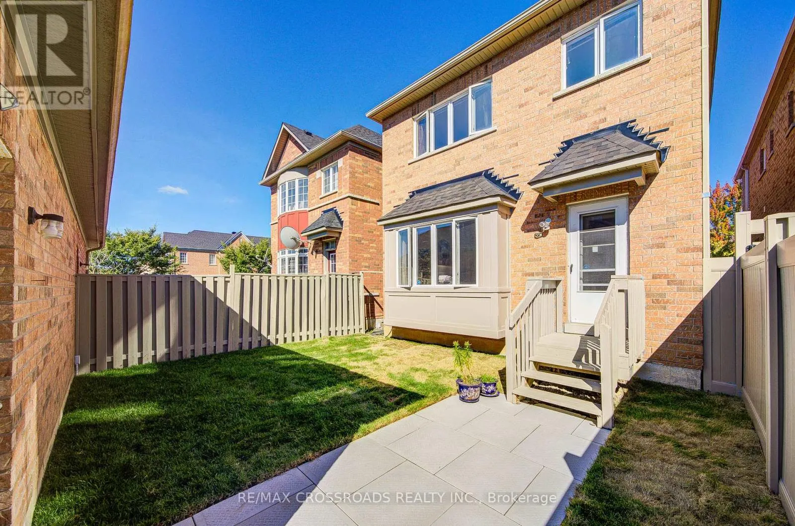 85 SHADY OAKS AVENUE
