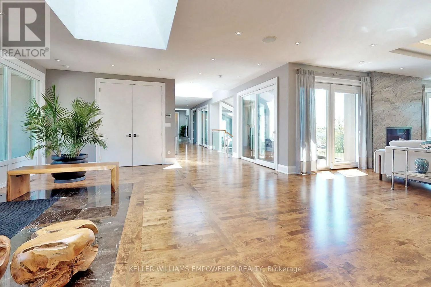17 DEW DROP COURT