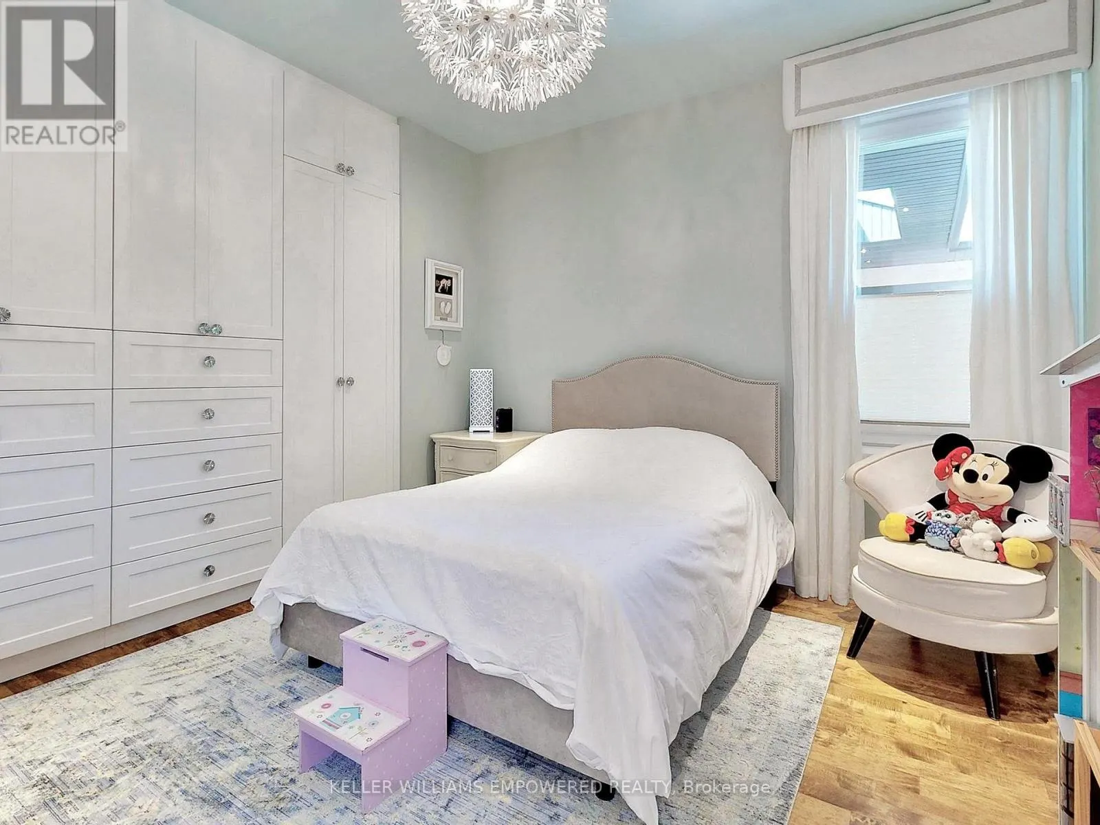 17 DEW DROP COURT