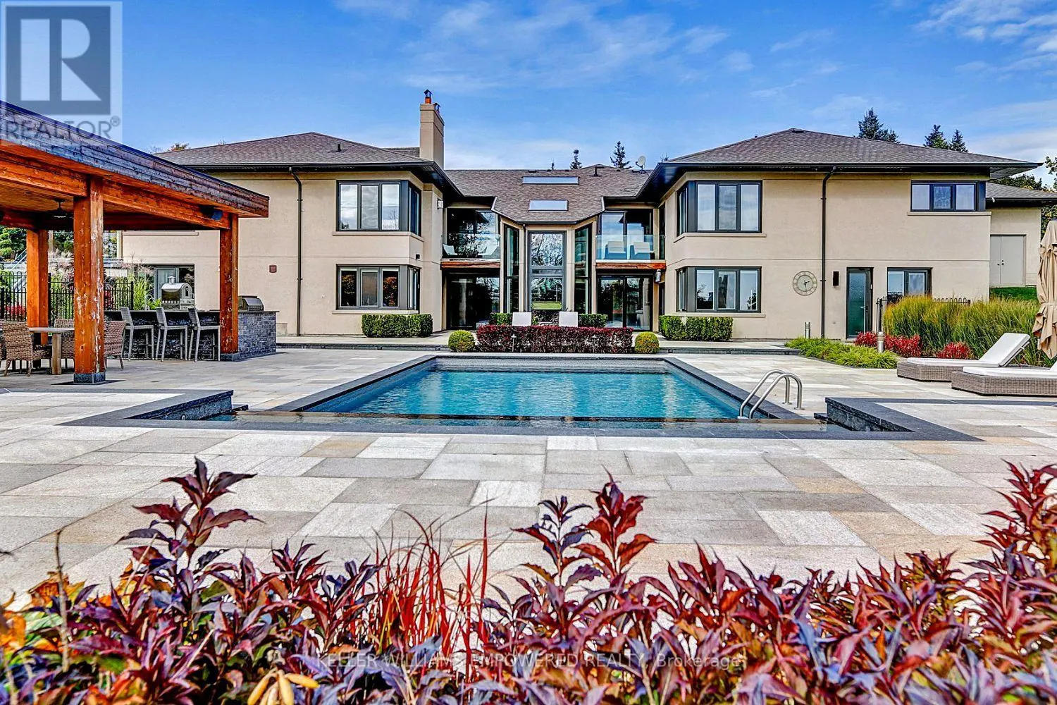 17 DEW DROP COURT