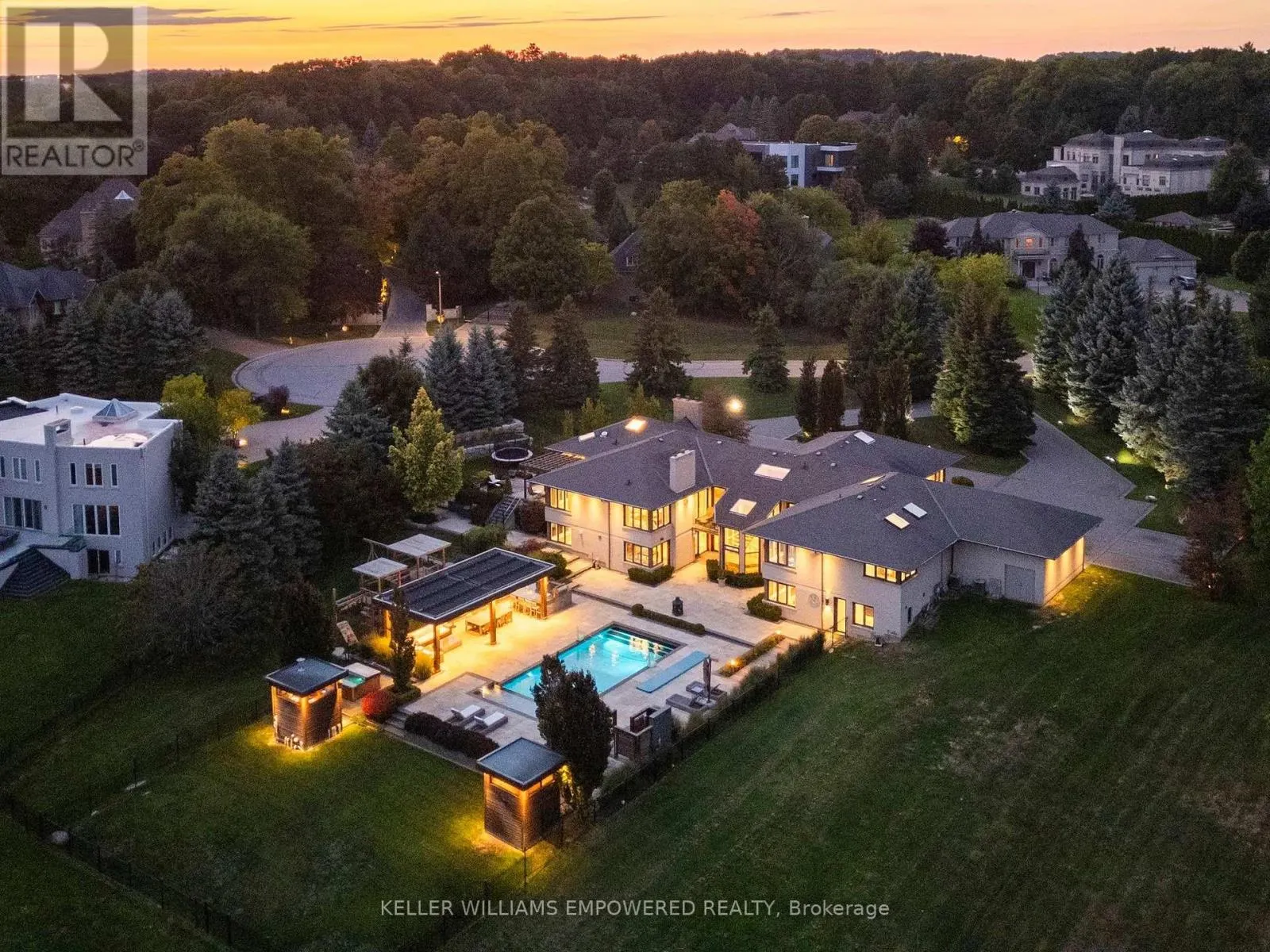 17 DEW DROP COURT