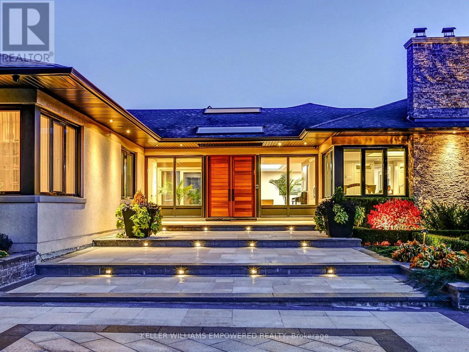 17 DEW DROP COURT