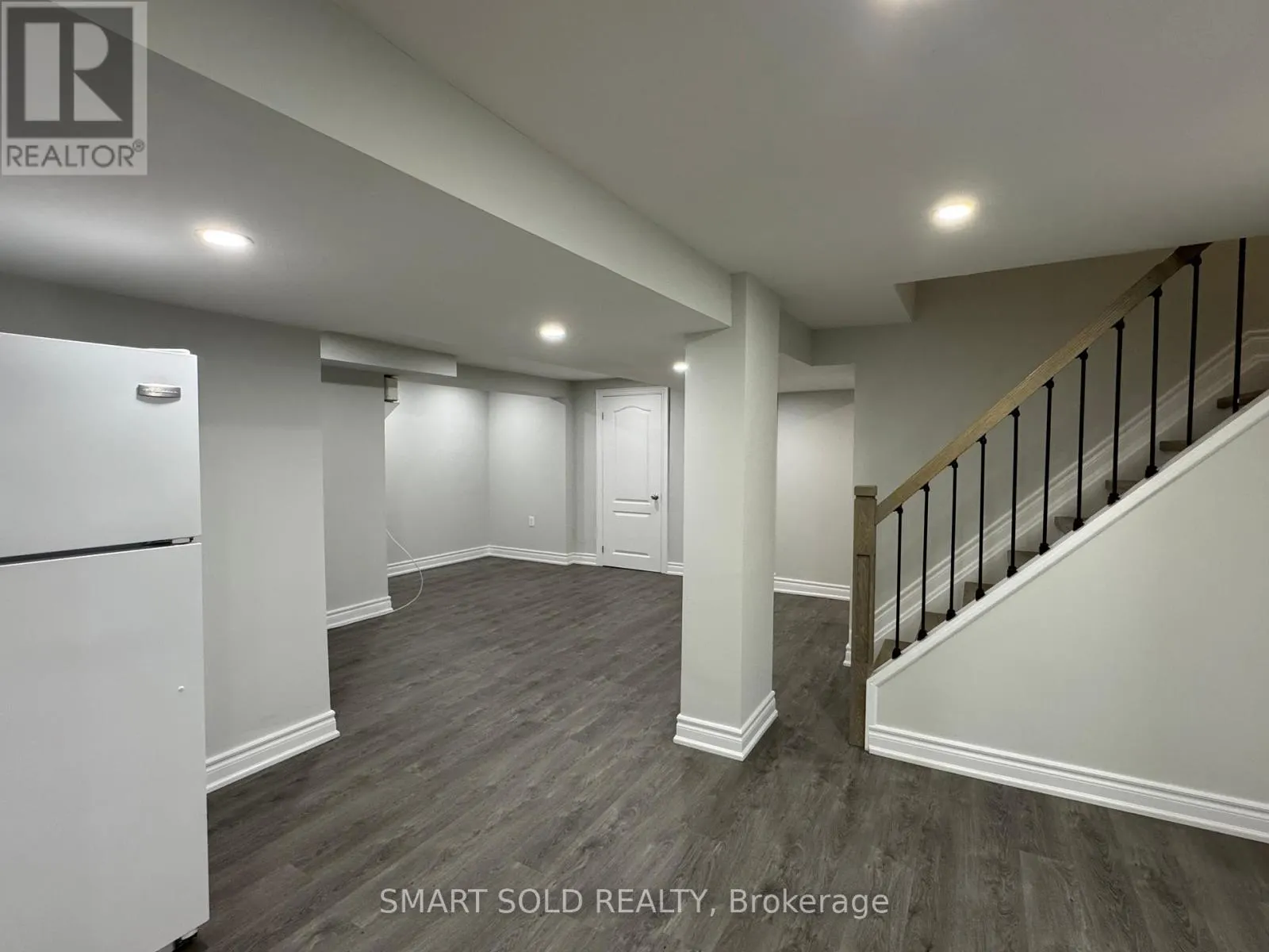 LOWER LEVEL - 414 TAYLOR MILLS DRIVE N