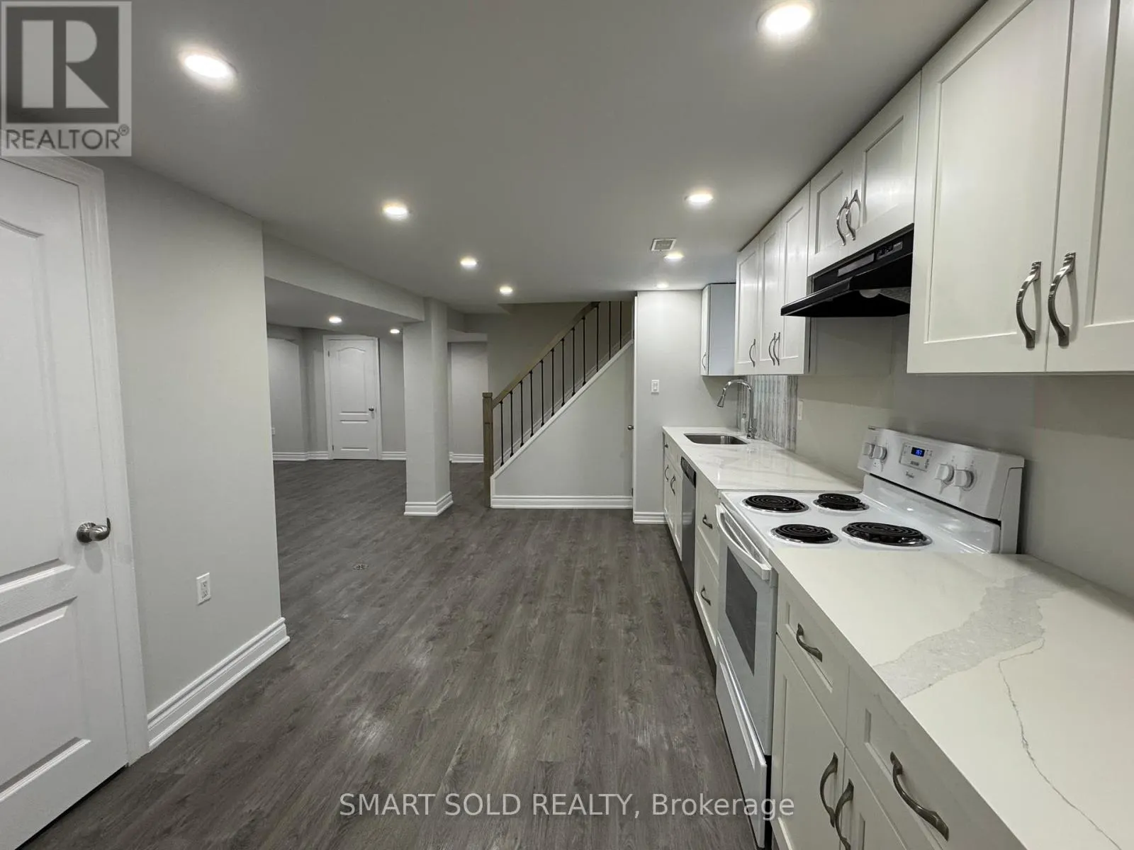 LOWER LEVEL - 414 TAYLOR MILLS DRIVE N