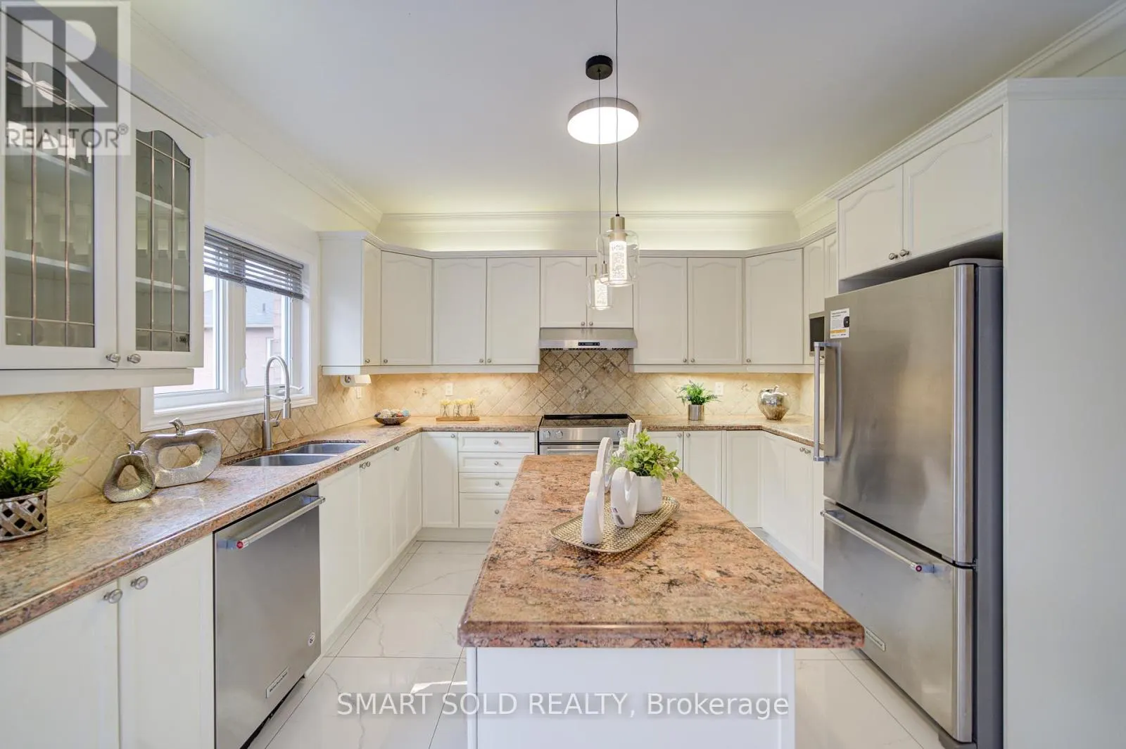 78 FOXWOOD ROAD