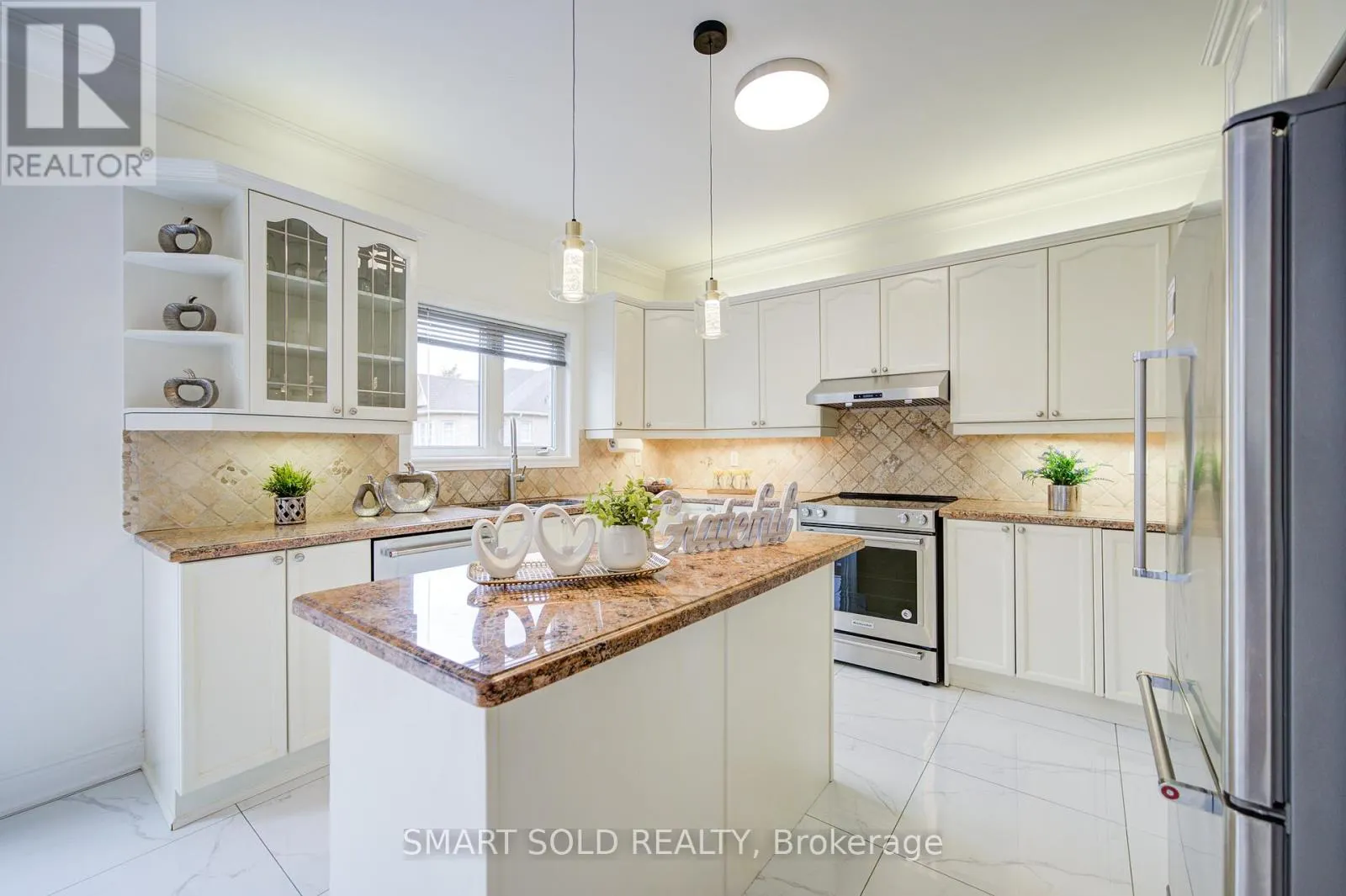 78 FOXWOOD ROAD