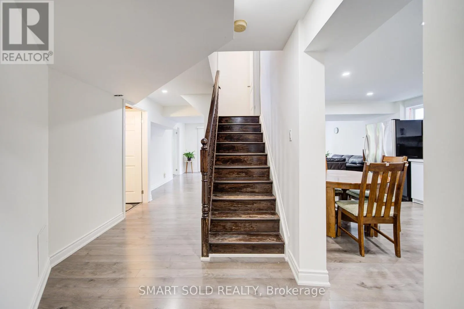 78 FOXWOOD ROAD
