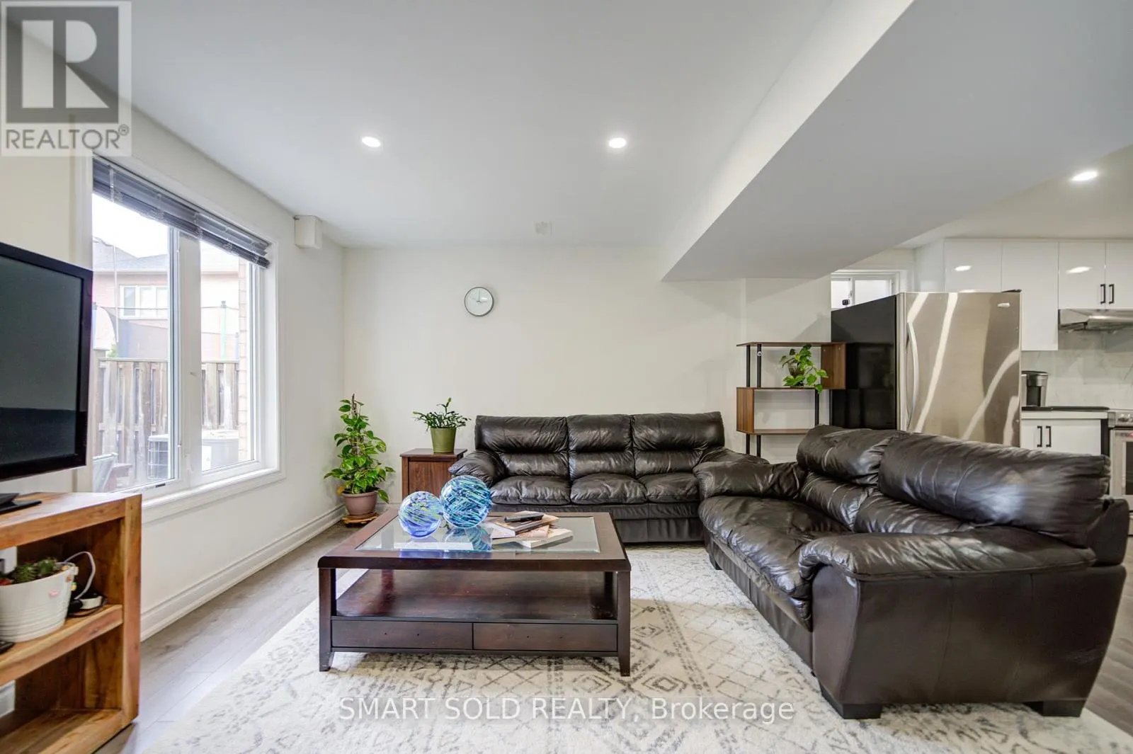 78 FOXWOOD ROAD
