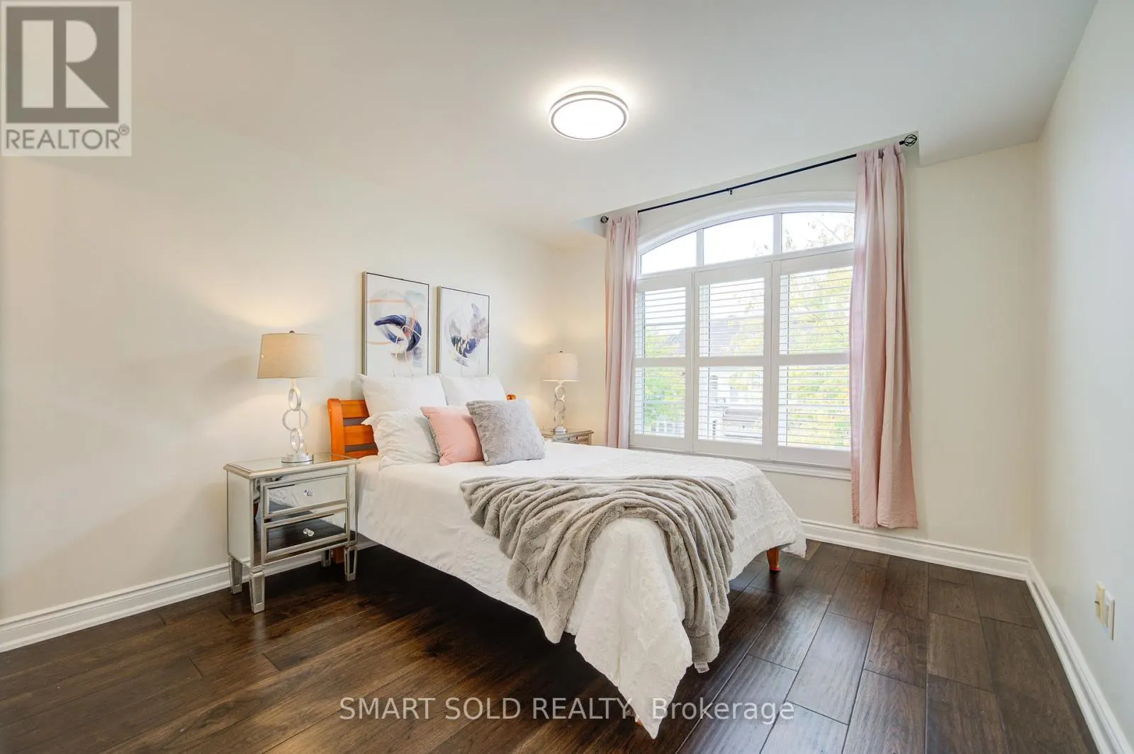 78 FOXWOOD ROAD