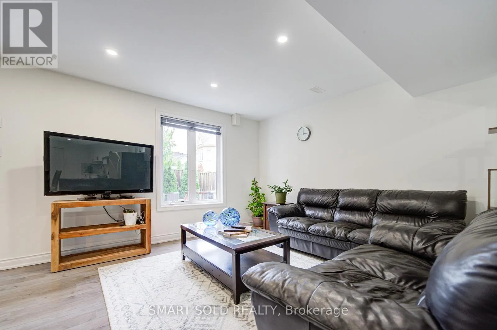 78 FOXWOOD ROAD