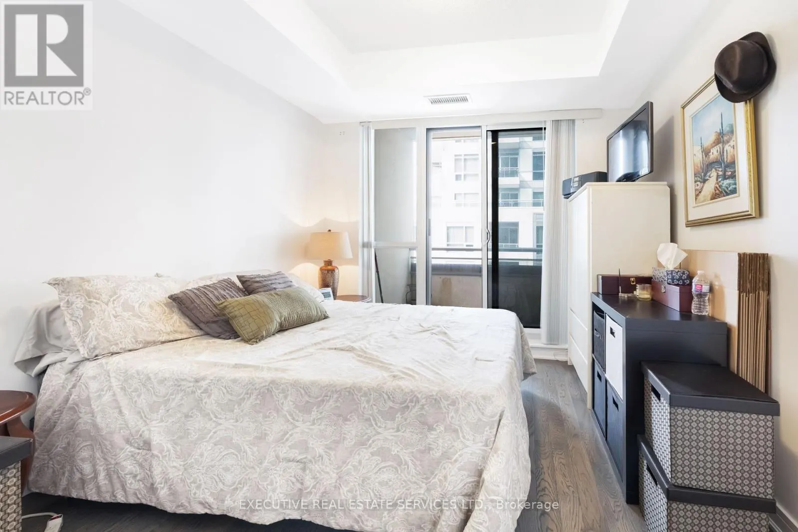 #608 - 9191 YONGE STREET SW
