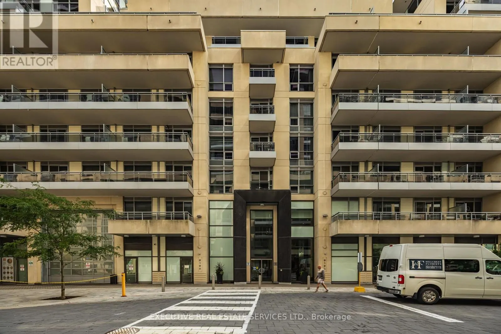 #608 - 9191 YONGE STREET SW