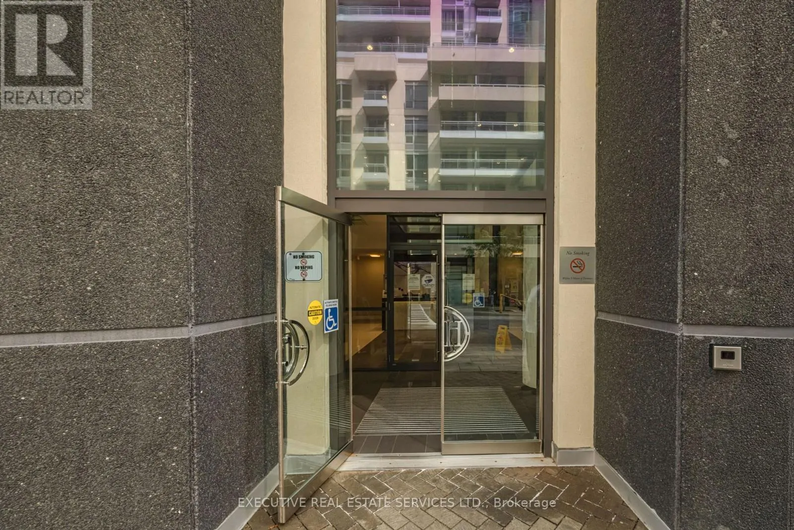 #608 - 9191 YONGE STREET SW