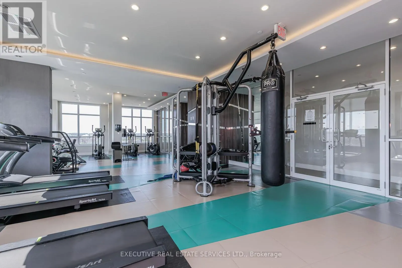 #608 - 9191 YONGE STREET SW