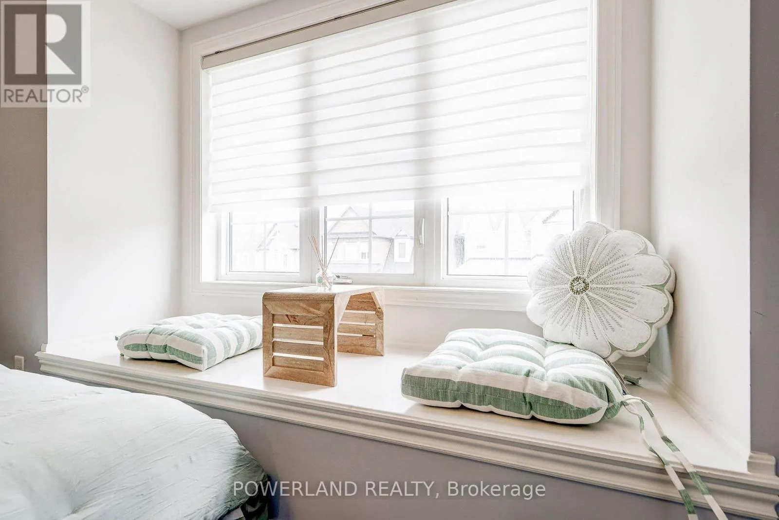 23 CHERNA AVENUE S