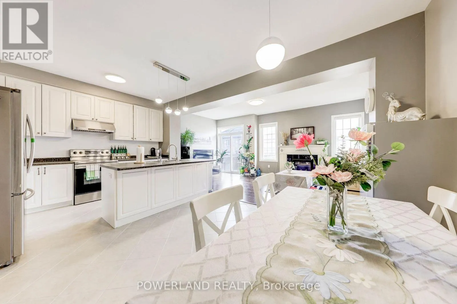23 CHERNA AVENUE S