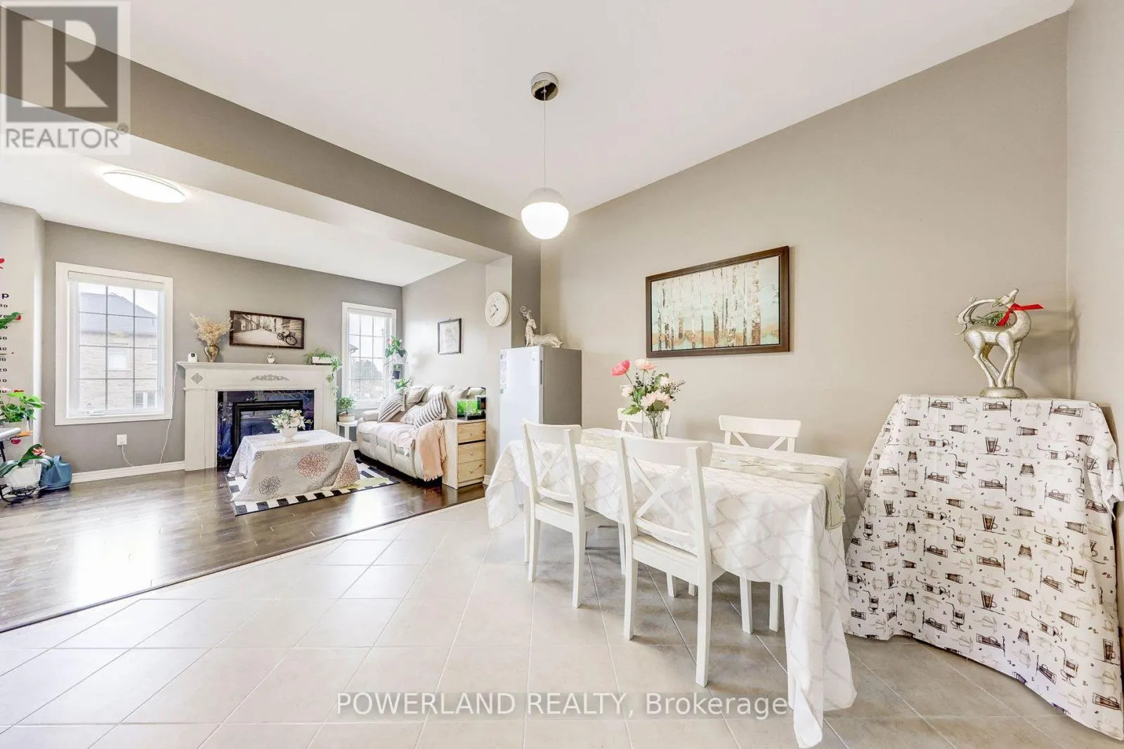 23 CHERNA AVENUE S